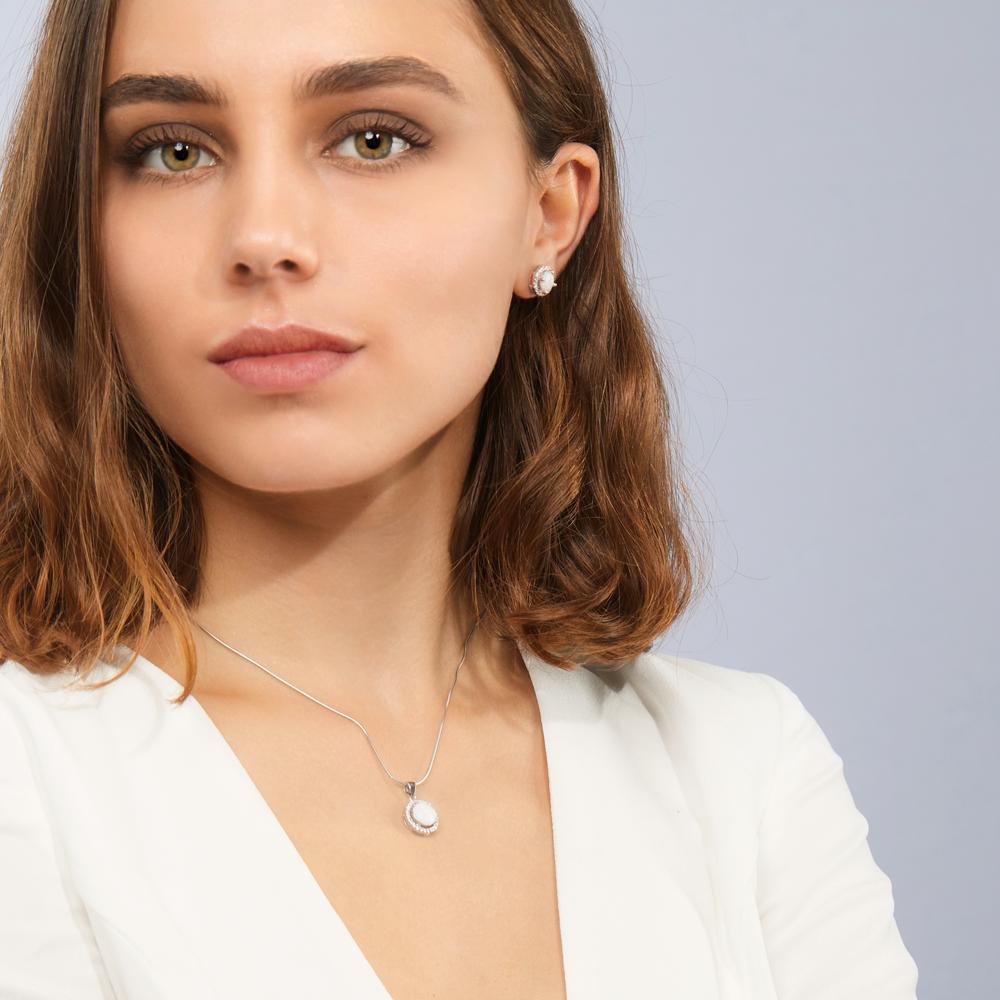 554803_586418_586417_m